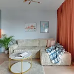 Doki Living - Foodhall & Parking By Downtown Gdańsk