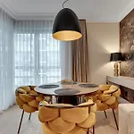 Doki Living - Foodhall & Parking By Downtown Appart hôtel Gdańsk