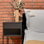 Doki Living - Foodhall & Parking By Downtown 3*