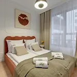 Appart hôtel Doki Living - Foodhall & Parking By Downtown