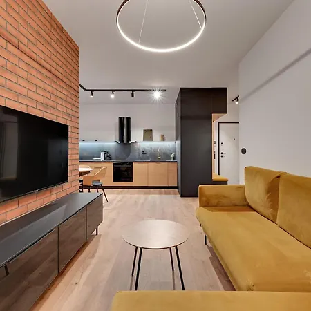 Doki Living - Foodhall & Parking By Downtown 아파트호텔 3*