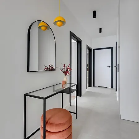 Doki Living - Foodhall & Parking By Downtown מלון דירות 3*