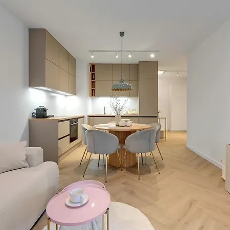 Doki Living - Foodhall & Parking By Downtown מלון דירות