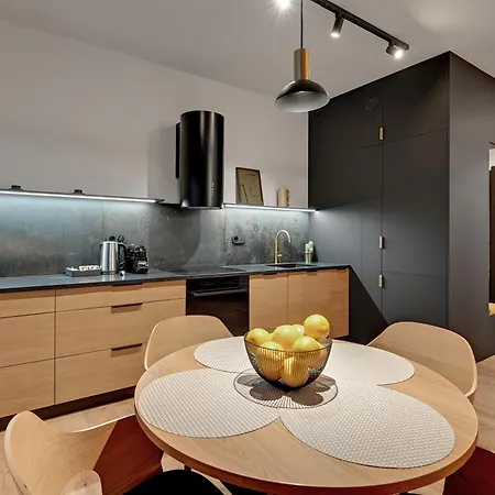 아파트호텔 Doki Living - Foodhall & Parking By Downtown