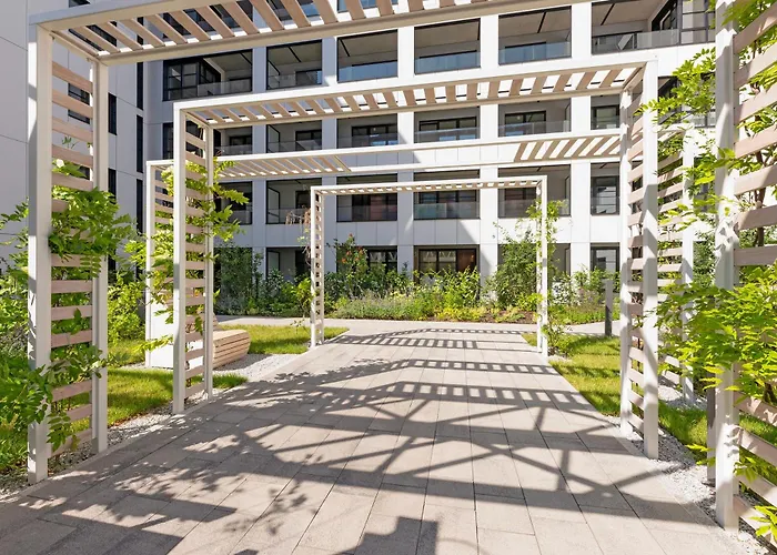 Doki Living - Foodhall & Parking By Downtown Gdansk