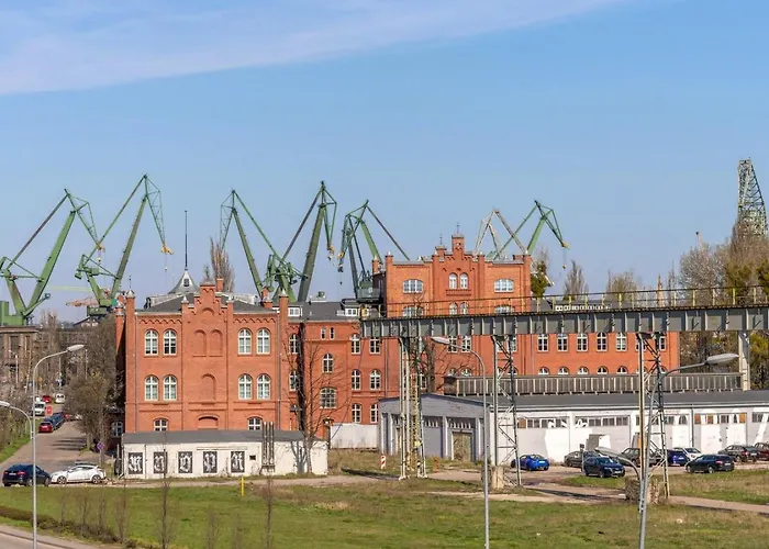 Doki Living - Foodhall & Parking By Downtown Apart Otel