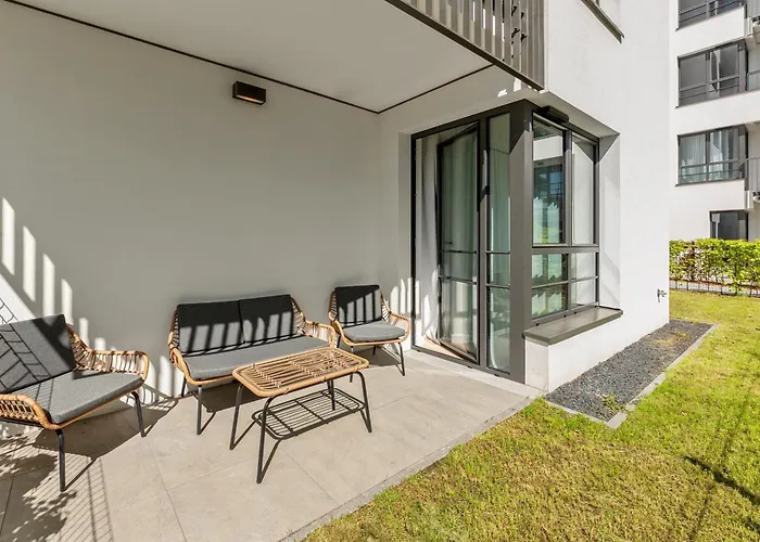 Apart Otel Doki Living - Foodhall & Parking By Downtown Gdansk