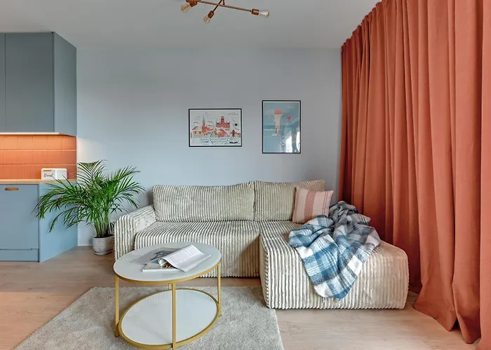 Doki Living - Foodhall & Parking By Downtown グダニスク